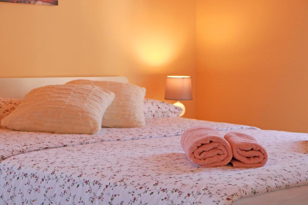 Studio Apartment Volta Цървени Връх Екстериор снимка