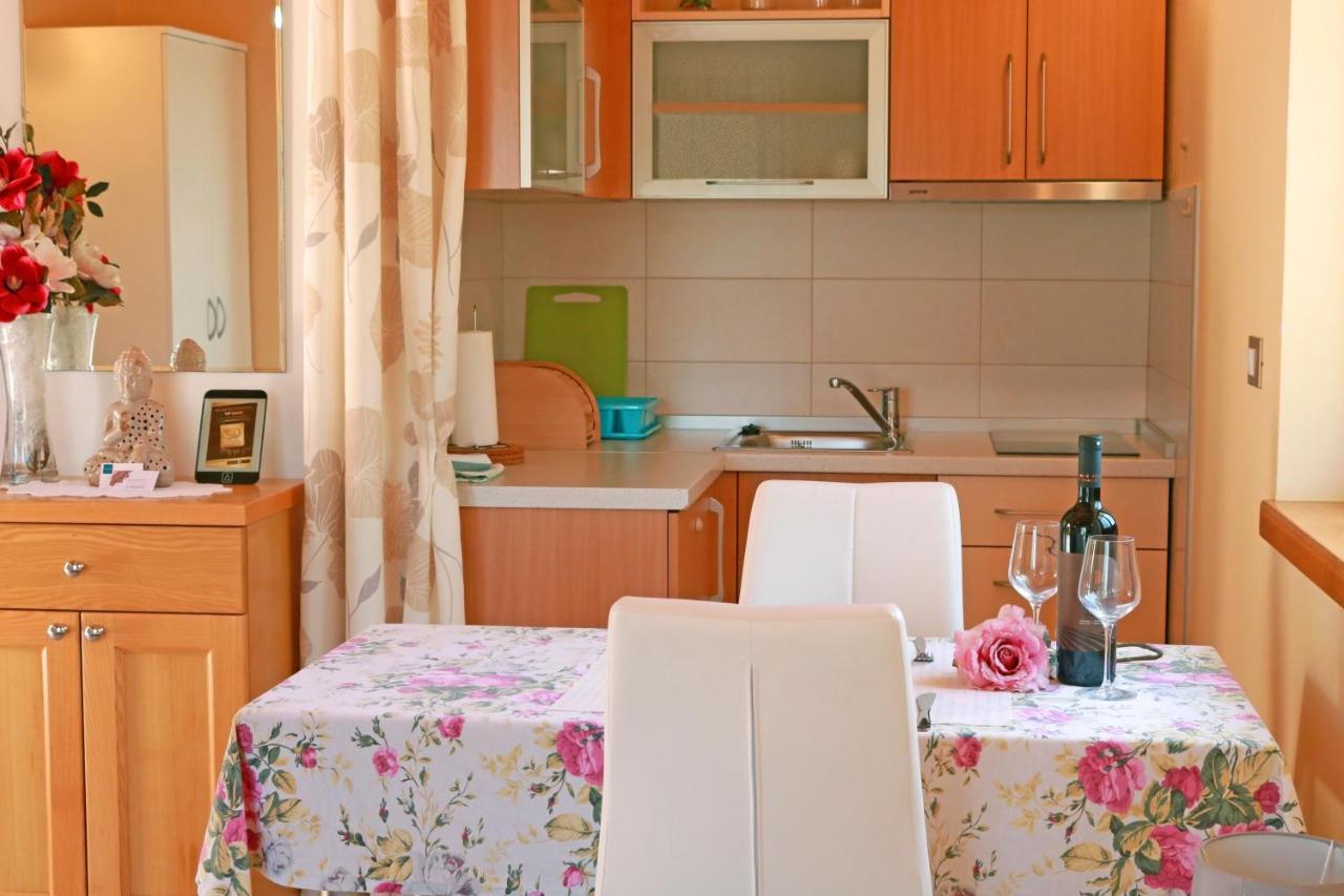 Studio Apartment Volta Цървени Връх Екстериор снимка